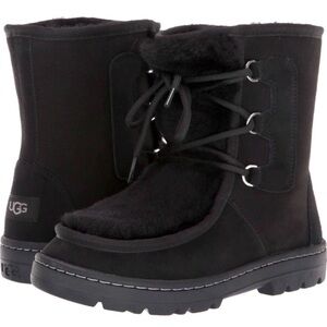 Ugg Mukluk Revival black suede boots front tie water resistant sheepskin size 6